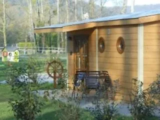 Les Roulottes Et De La Champagne Apartment *